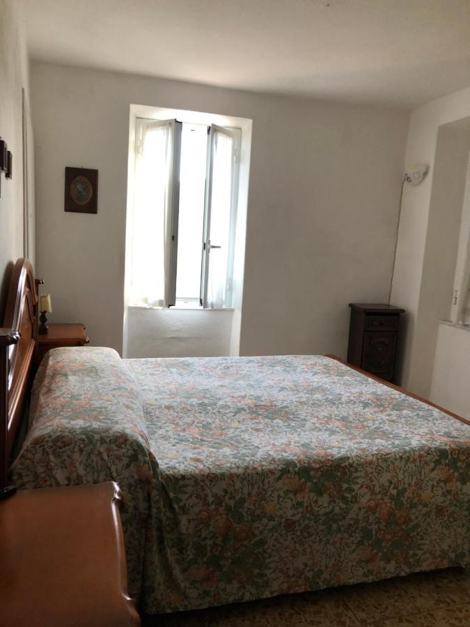 Bilocale Mirella Apartment Carro Ngoại thất bức ảnh