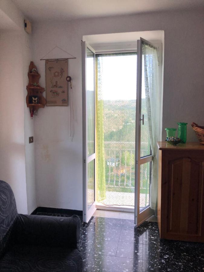 Bilocale Mirella Apartment Carro Ngoại thất bức ảnh